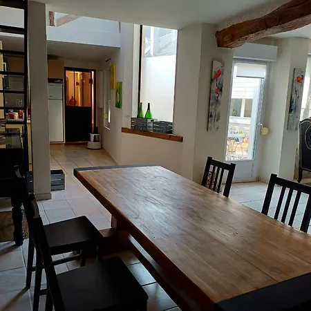 Esterline Hautvillers