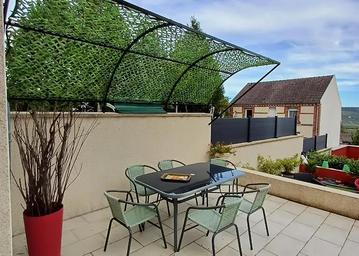 Esterline Hautvillers